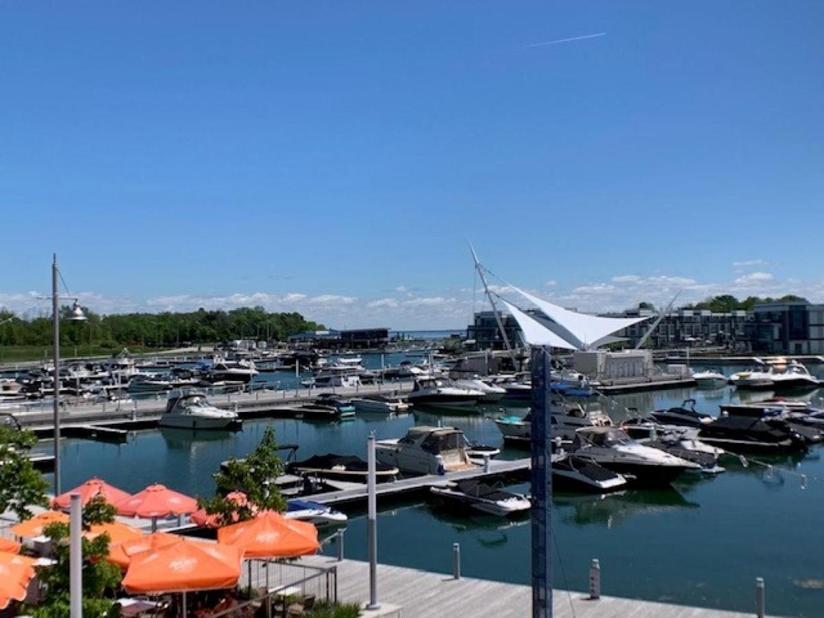 Stunning Stayz At Friday Harbour Beach Marina Resort Lake Simcoe Innisfil ภายนอก รูปภาพ